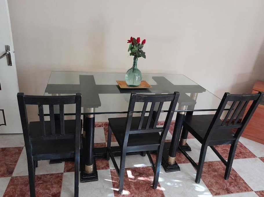Disfruta De Un Barrio Tranquilo Lägenhet Alcalá de Guadaira Exteriör bild