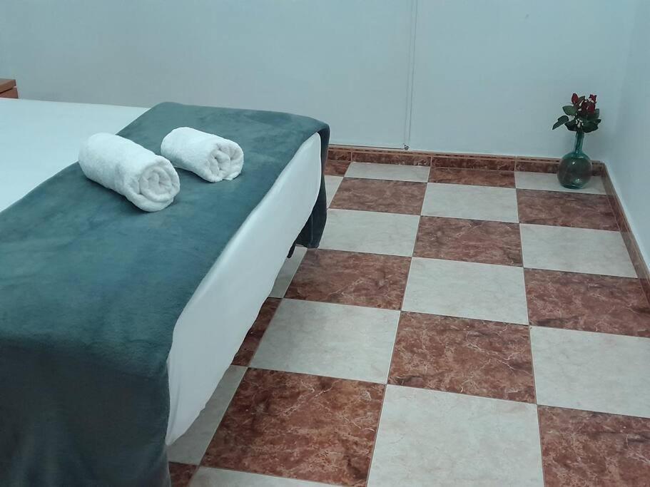 Disfruta De Un Barrio Tranquilo Lägenhet Alcalá de Guadaira Exteriör bild